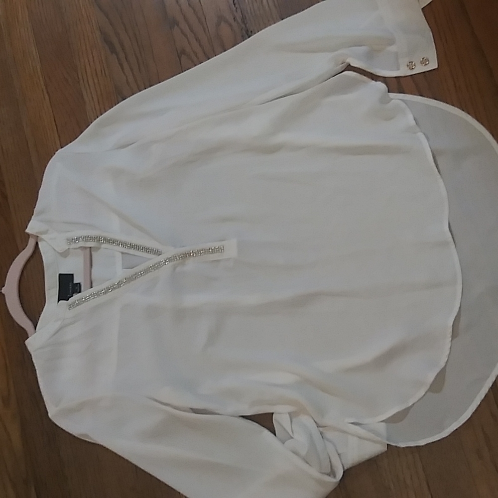 Lumiere long sleeve top.